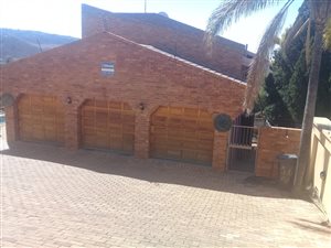 5 Bed House in Glenvista