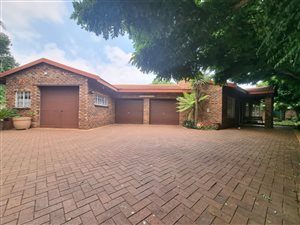 3 Bed House in Golf Park