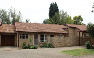 2 Bedroom Townhouse in Die Wilgers
