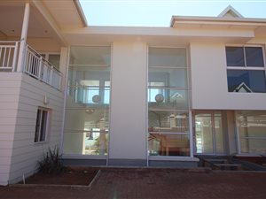 5 Bed House in Kindlewood Estate