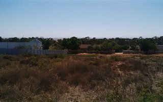713 m² Land available in Darling