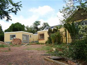 1544 m² Land available in Waterkloof Ridge
