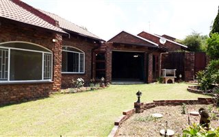 2 Bedroom Townhouse in Buccleuch