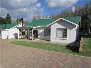 3 Bed Townhouse in Clarens