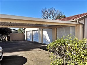 5 Bed House in Clare Hills