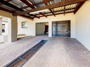 7 Bed House in Keidebees