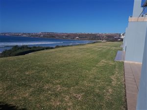 3 Bed Townhouse in Diaz Beach