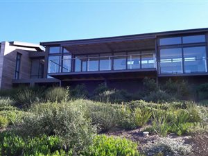 5 Bedroom House in Pezula Private Estate