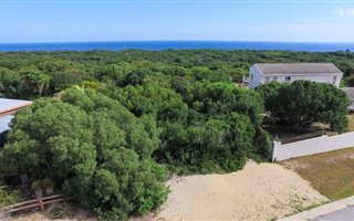 1562 m² Land available in Clarendon Marine