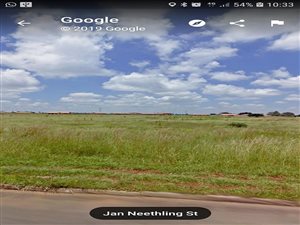 2.3 ha Land available in Riversdale