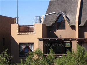 1 Bed Apartment in Pineslopes