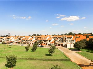 2 Bed Townhouse in Kempton Park Central