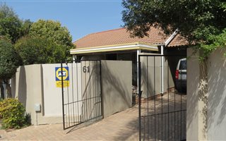 2 Bedroom Simplex in Sonneglans