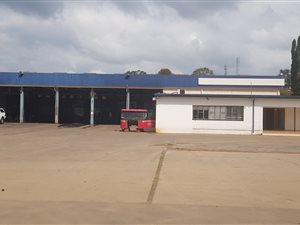 2980 m² Commercial space in Clubview