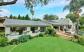 4 Bedroom House in Hurlingham Manor