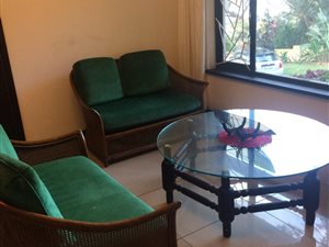 Bachelor apartment in Athlone Park