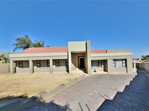 3 Bed House in Winchester Hills