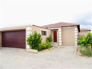 3 Bed Townhouse in Arundo Estate