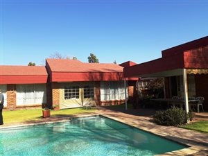 7.5 ha Land available in Bloemdal