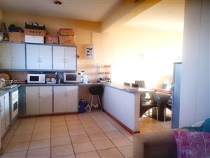 1.5 Bed Apartment in Gezina