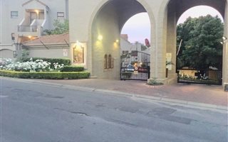 1 Bedroom Apartment in Paulshof