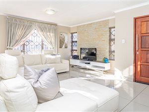 3 Bed Townhouse in Eldorette