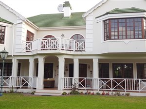 4 Bed House in Belvidere