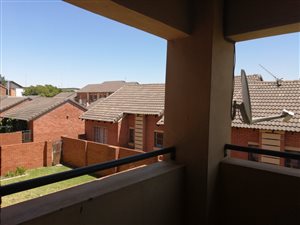 2 Bed Townhouse in Highveld