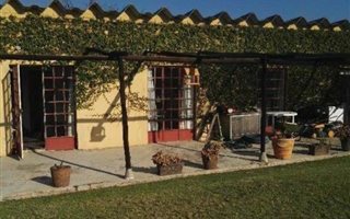 2 Bedroom Garden Cottage in Noordwyk