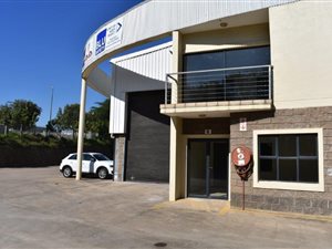 169 m² Industrial space in Ballito Commercial District