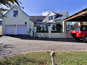 5 Bed House in Parel Vallei