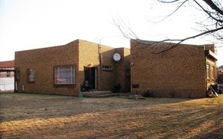 3 Bedroom House in Riamarpark