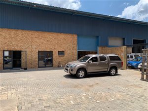 285 m² Industrial space in Laser Park