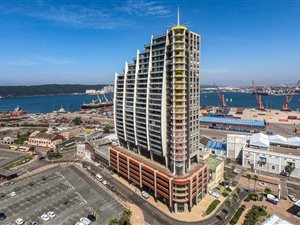 6 Bed Flat in Point