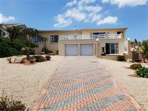 3 Bedroom House in Seaview