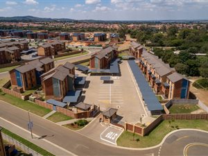 2 Bed Apartment in Glenvista