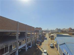 495 m² Commercial space in Lenasia