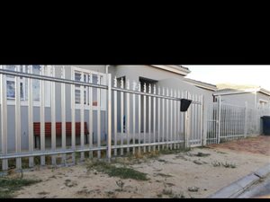 2 Bed House in Newton