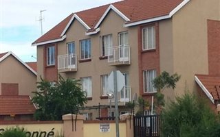 2 Bedroom Simplex in The Orchards