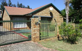 3 Bedroom House in Rangeview