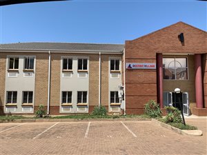 230 m² Office Space in Glen Austin