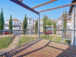 2 Bed Apartment in Douglasdale