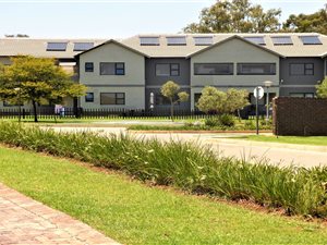 3 Bed Apartment in Cloverdene