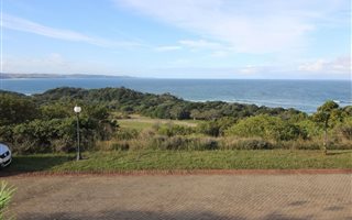 1140 m² Land available in Khamanga Bay