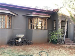 4 Bed House in Herlear