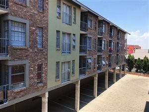 1 Bedroom Apartment in Halfway House