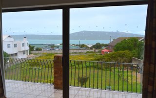 5 Bedroom House in Langebaan Central