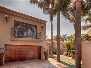 4 Bed House in Glen Marais