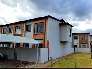 2 Bed Duplex in Zwartkop