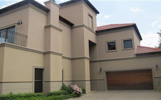 4 Bedroom Apartment in Bedfordview